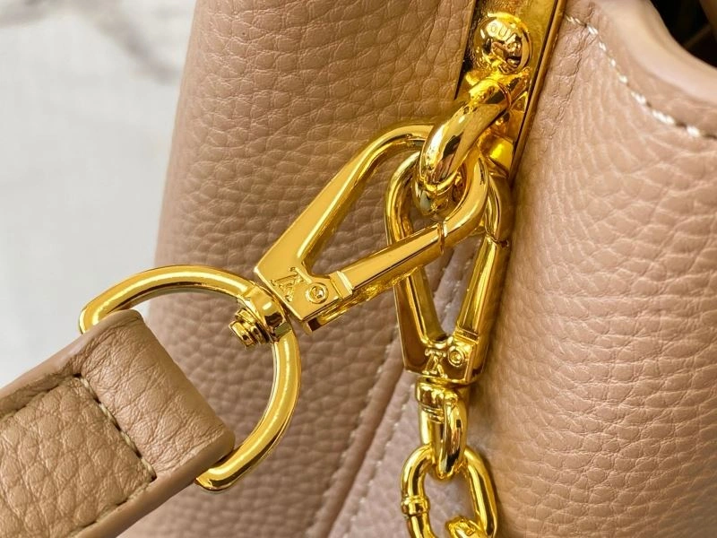 Minimalist Louis Vuitton Top Handle Bags 80064