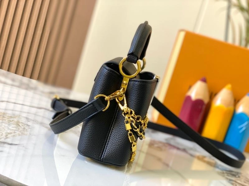 Breathable Louis Vuitton Top Handle Bags 80032