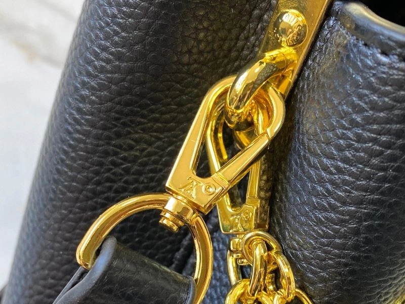 Breathable Louis Vuitton Top Handle Bags 80032