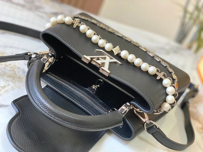 TravelReady Louis Vuitton Top Handle Bags 80024