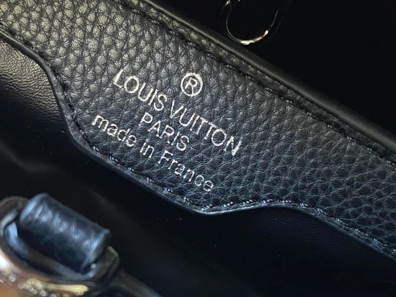 TravelReady Louis Vuitton Top Handle Bags 80024