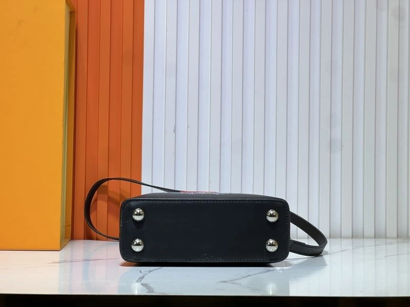Louis Vuitton Top Handle Bags WellDesigned 79987