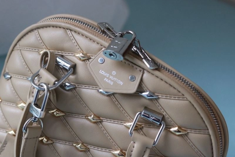 Louis Vuitton Top Handle Bags Tailored 79969