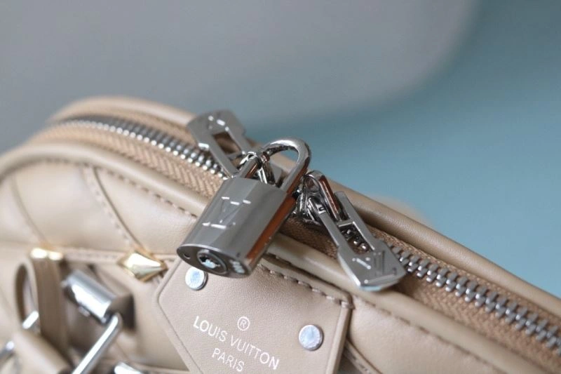 Louis Vuitton Top Handle Bags Tailored 79969