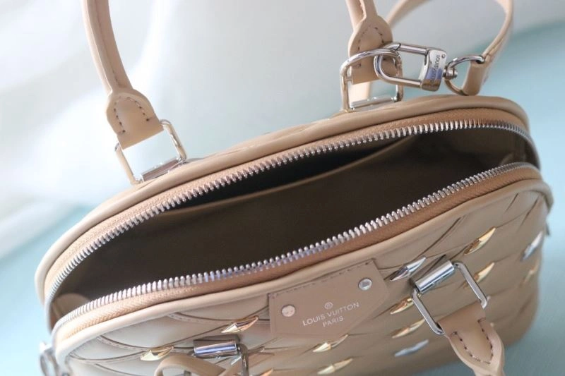 Louis Vuitton Top Handle Bags Tailored 79969