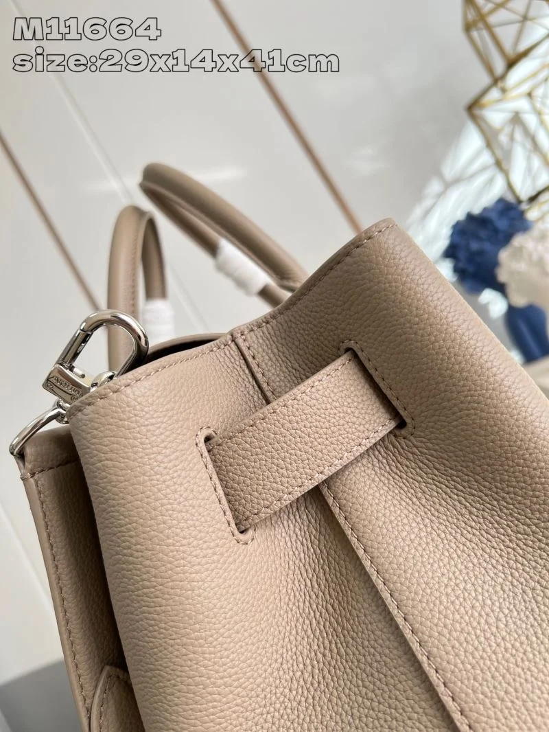 Louis Vuitton Top Handle Bags Durable 41037