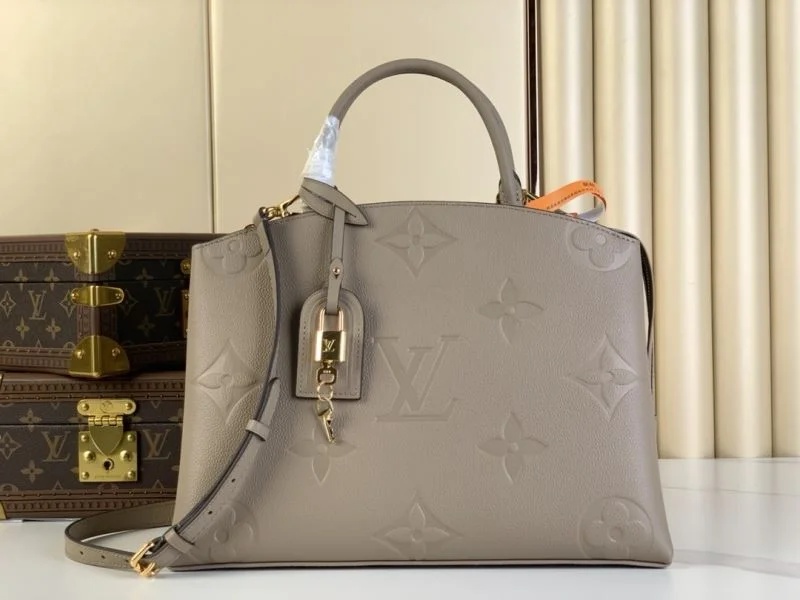 Compact Louis Vuitton Top Handle Bags 41041