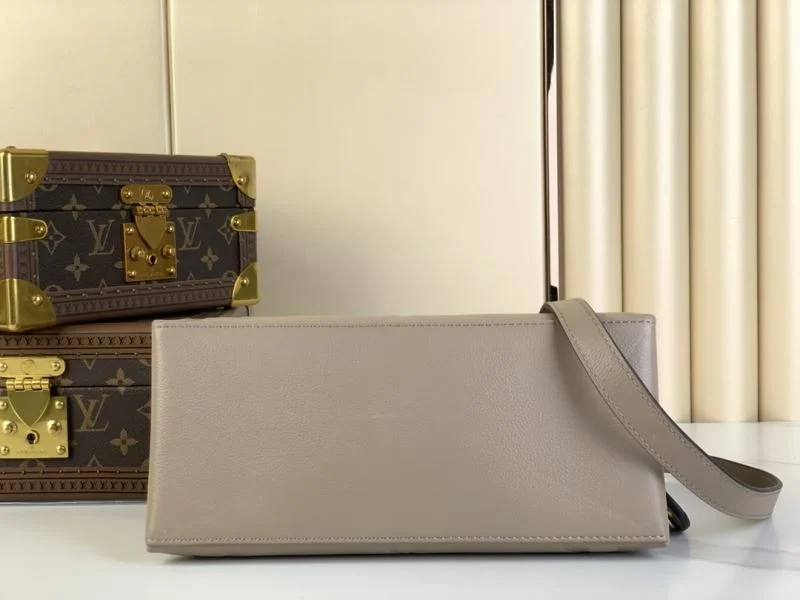 Louis Vuitton Top Handle Bags RelaxedFit 41032
