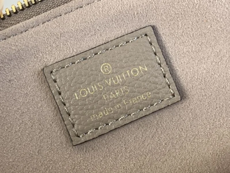 Louis Vuitton Top Handle Bags RelaxedFit 41032