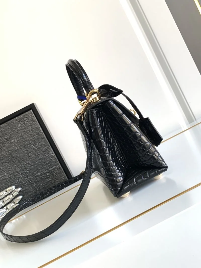 ComfortFit Louis Vuitton Top Handle Bags 41018
