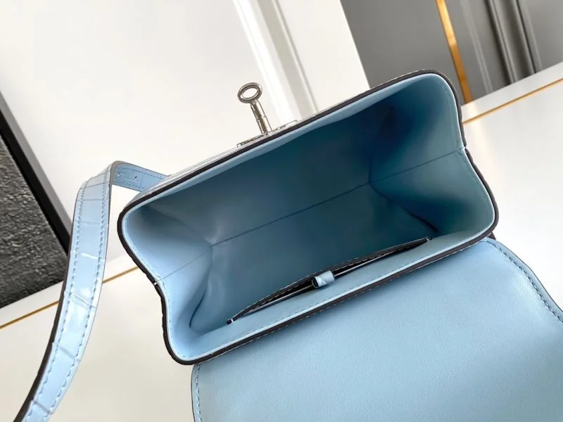 Refined Louis Vuitton Top Handle Bags 41010