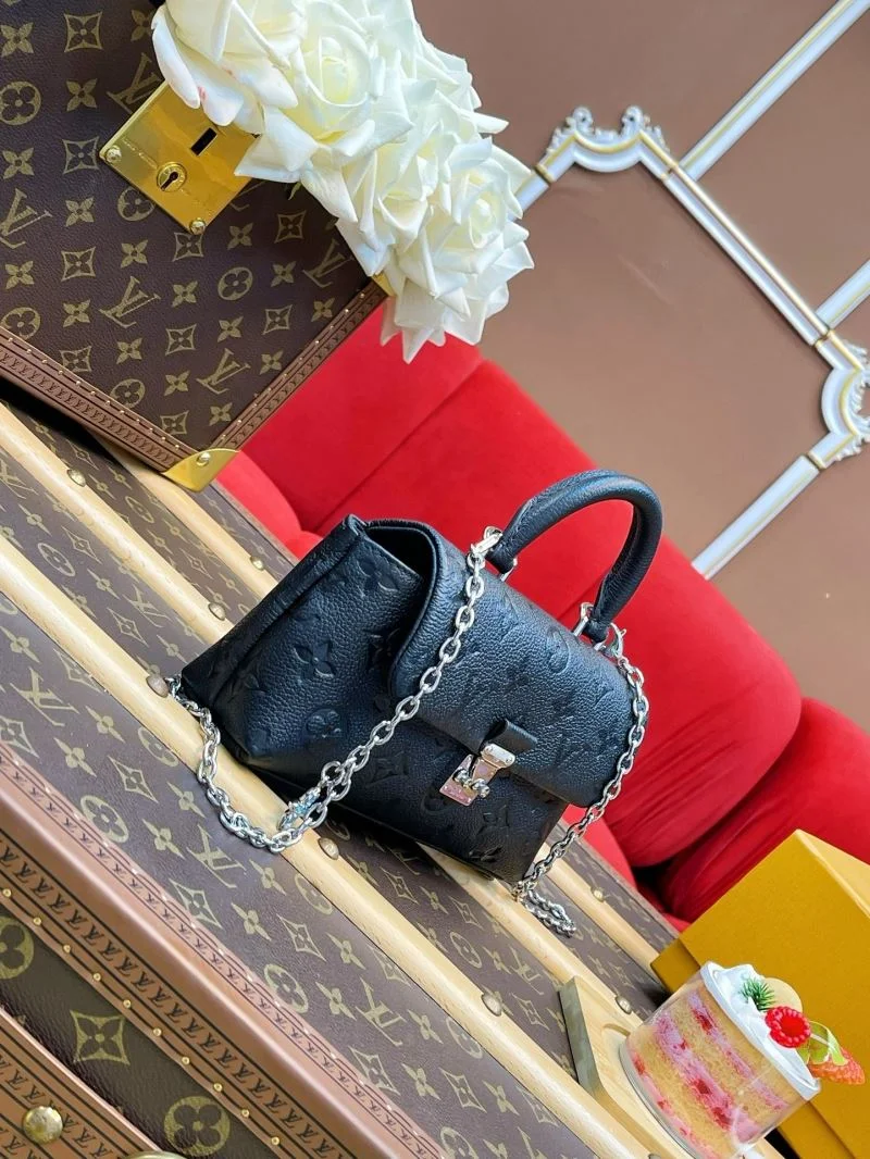 OnTrend Louis Vuitton Top Handle Bags 40364