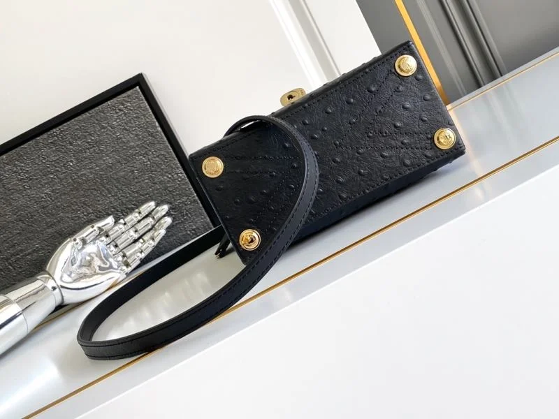 OnTrend Louis Vuitton Top Handle Bags 40383