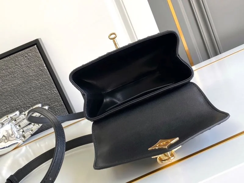 OnTrend Louis Vuitton Top Handle Bags 40383