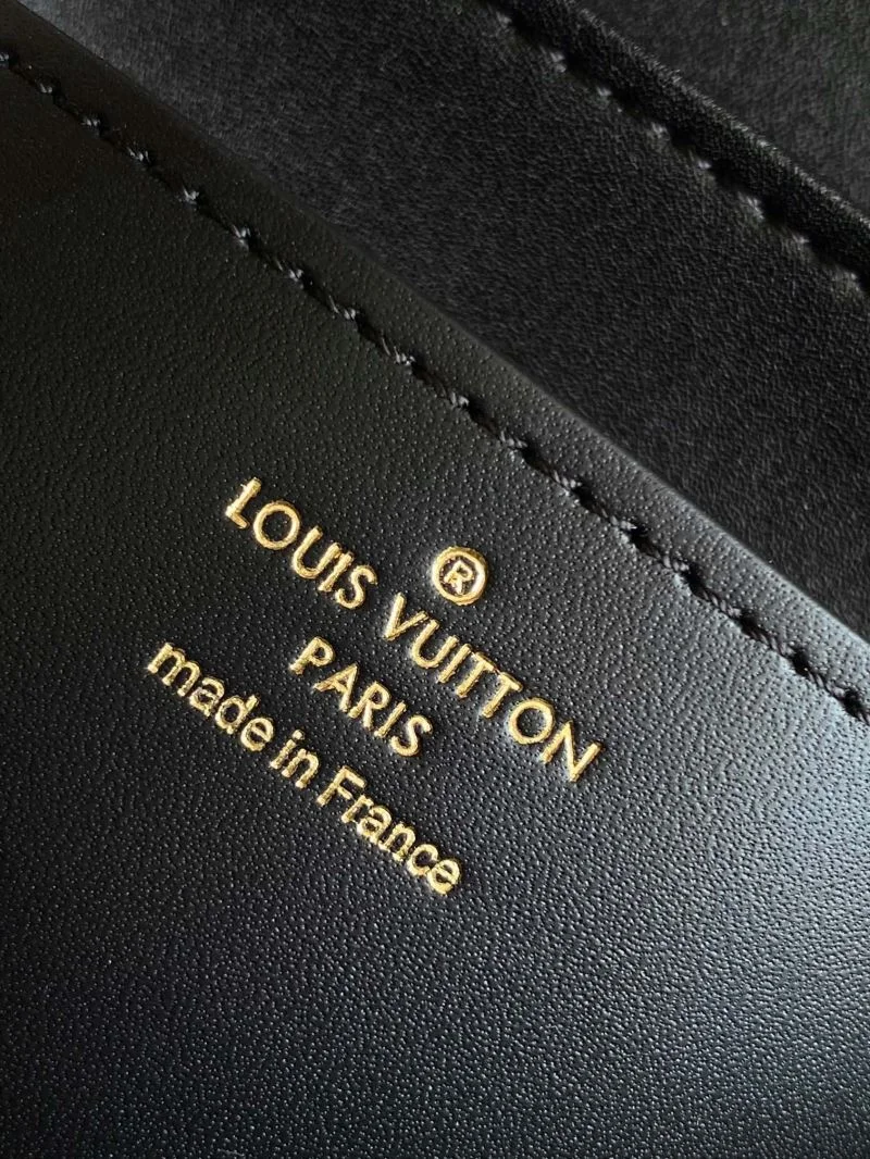 OnTrend Louis Vuitton Top Handle Bags 40383