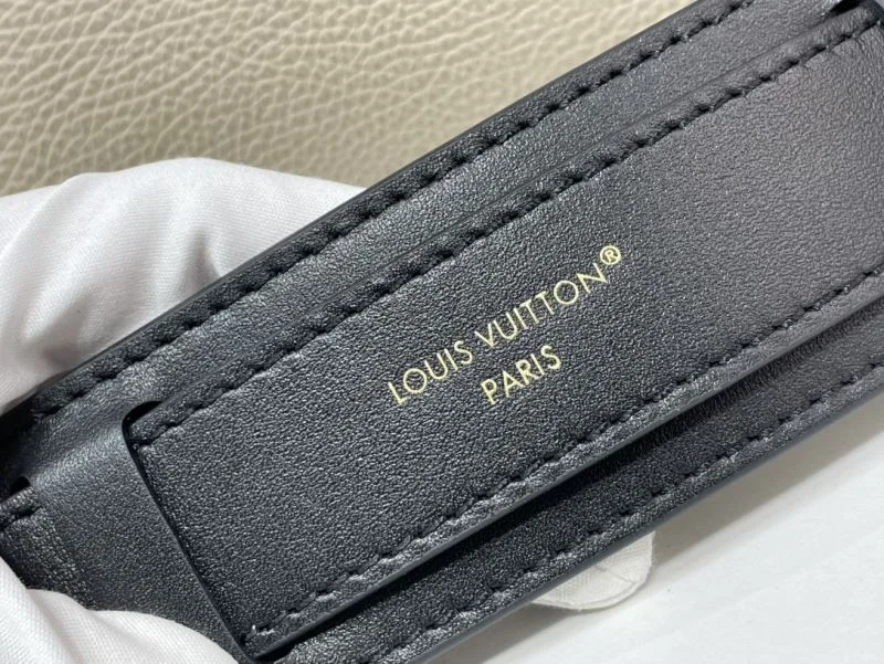 Louis Vuitton Top Handle Bags Casual 40334