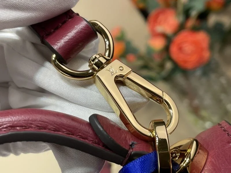 Louis Vuitton Top Handle Bags UrbanStyle 40309