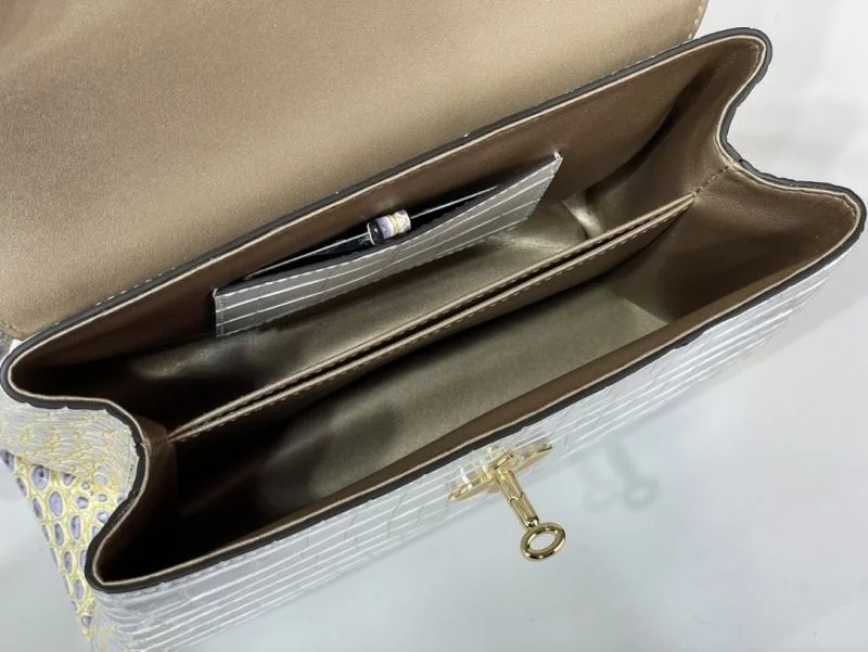 Sporty Louis Vuitton Top Handle Bags 40321