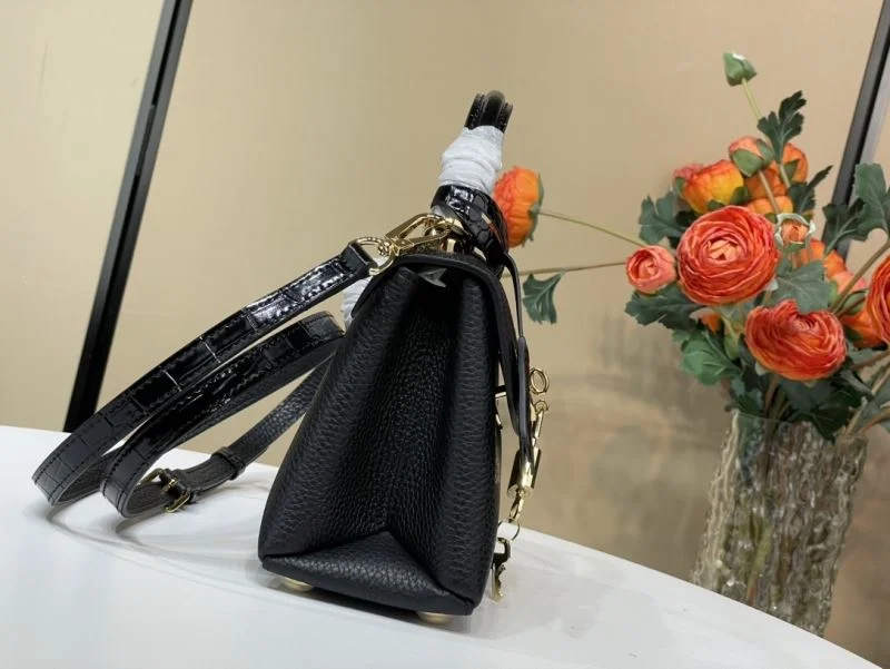 HighPerformance Louis Vuitton Top Handle Bags 40302