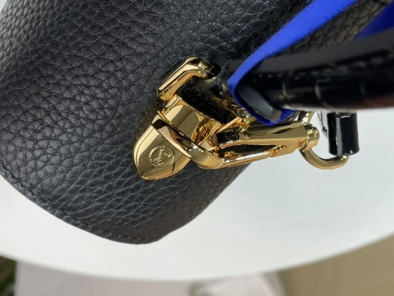 Fashionable Louis Vuitton Top Handle Bags 40343
