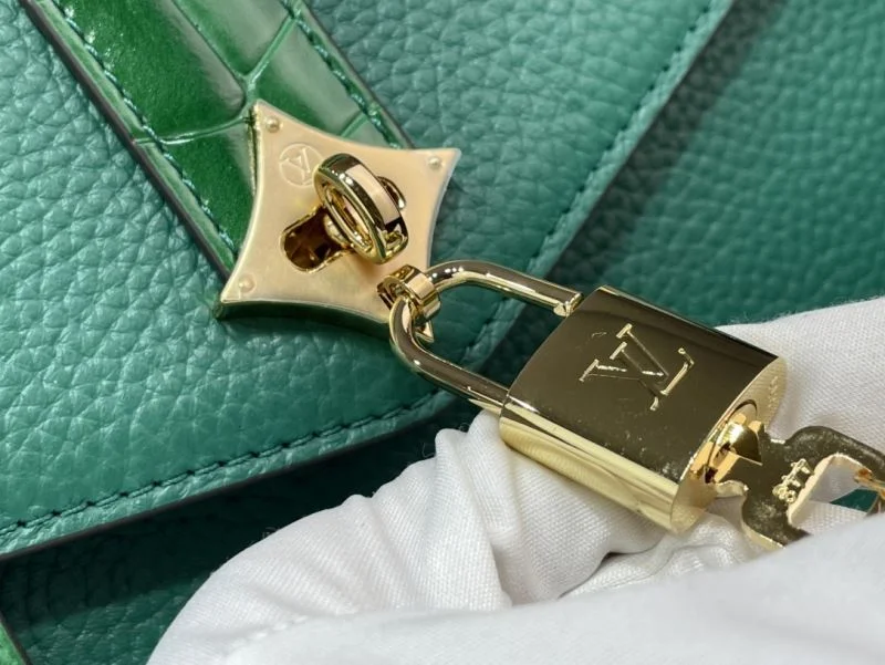 Efficient Louis Vuitton Top Handle Bags 40299