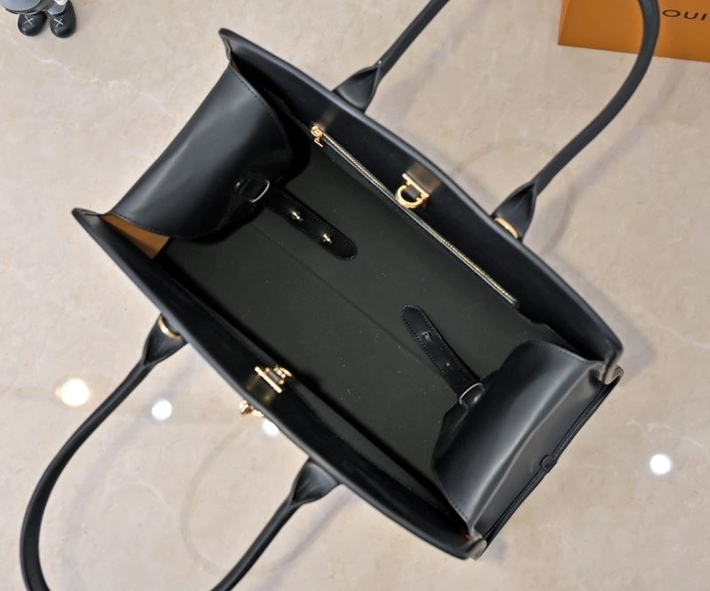 Vibrant Louis Vuitton Top Handle Bags 79279