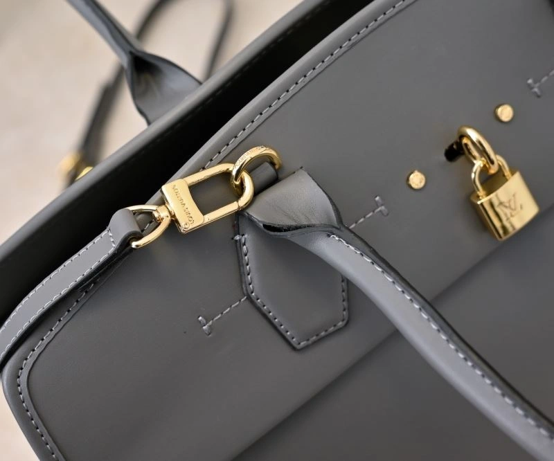 Thermal Louis Vuitton Top Handle Bags 79278
