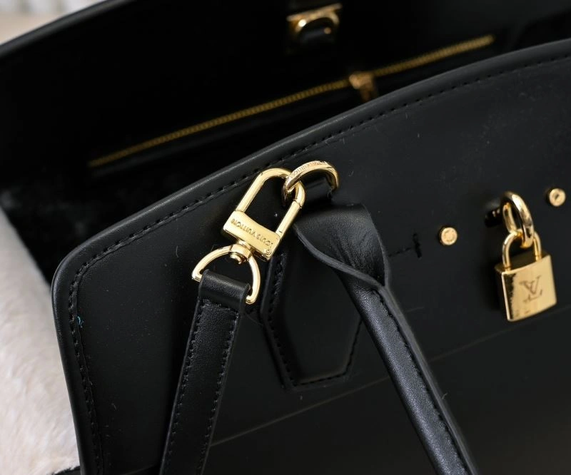 WrinkleFree Louis Vuitton Top Handle Bags 79272