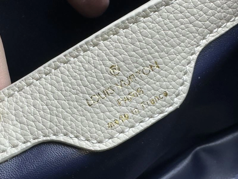 Breathable Louis Vuitton Top Handle Bags 79226