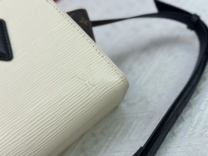 Lightweight Louis Vuitton Top Handle Bags 79194