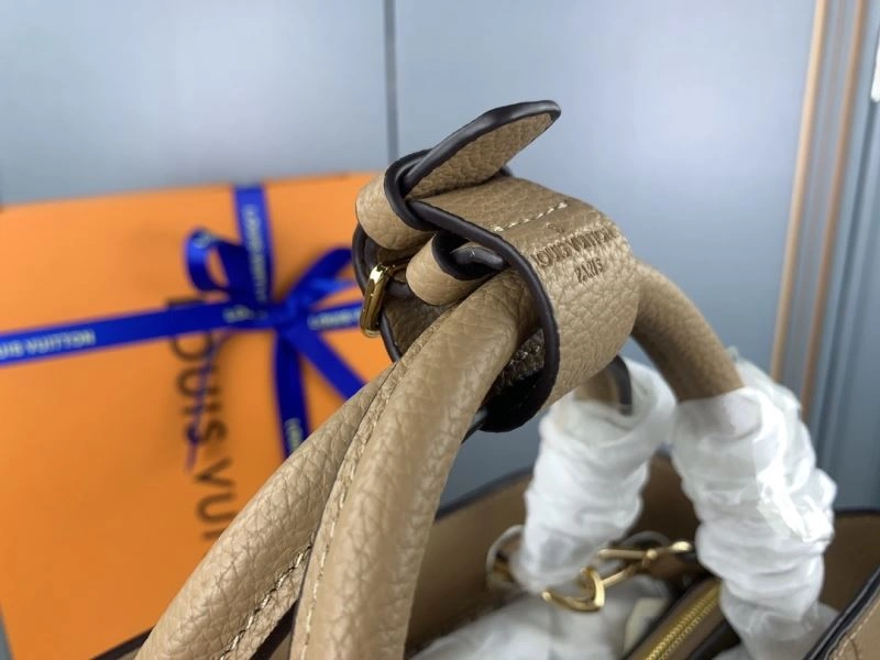 Chic Louis Vuitton Top Handle Bags 79162