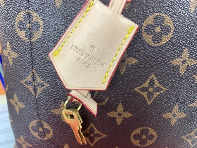 WeatherProof Louis Vuitton Top Handle Bags 79184
