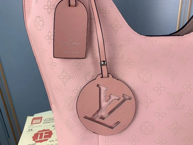 StreetReady Louis Vuitton Top Handle Bags 78877