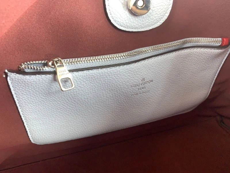 Louis Vuitton Top Handle Bags Trendsetting 79183