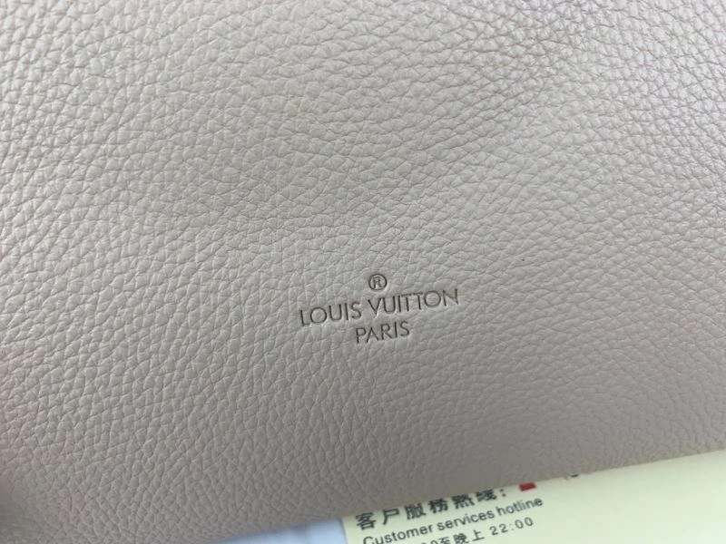 Louis Vuitton Top Handle Bags RelaxedFit 79140