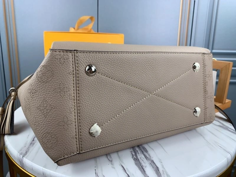 Louis Vuitton Top Handle Bags RelaxedFit 79140