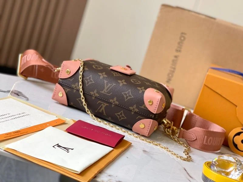 Lightweight Louis Vuitton Top Handle Bags 39377