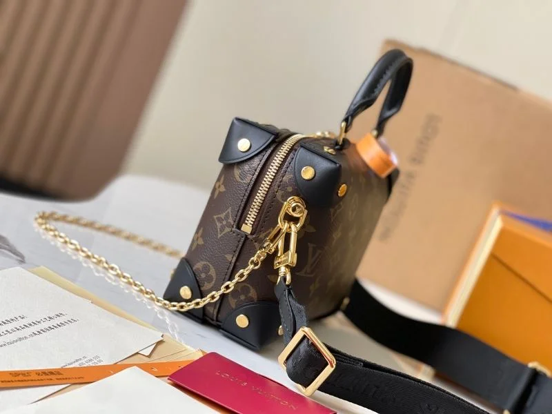 Lightweight Louis Vuitton Top Handle Bags 39378