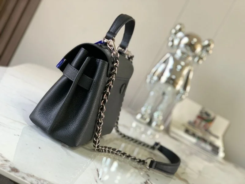 Louis Vuitton Top Handle Bags Effortless 39358