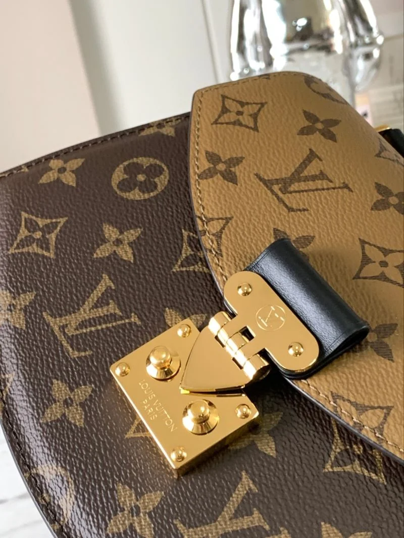 Trendsetting Louis Vuitton Top Handle Bags 39340