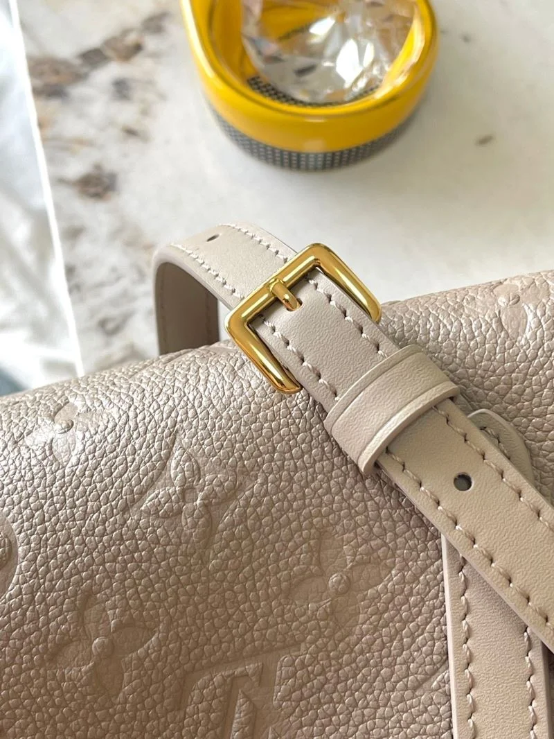 Louis Vuitton Top Handle Bags Modern 39338