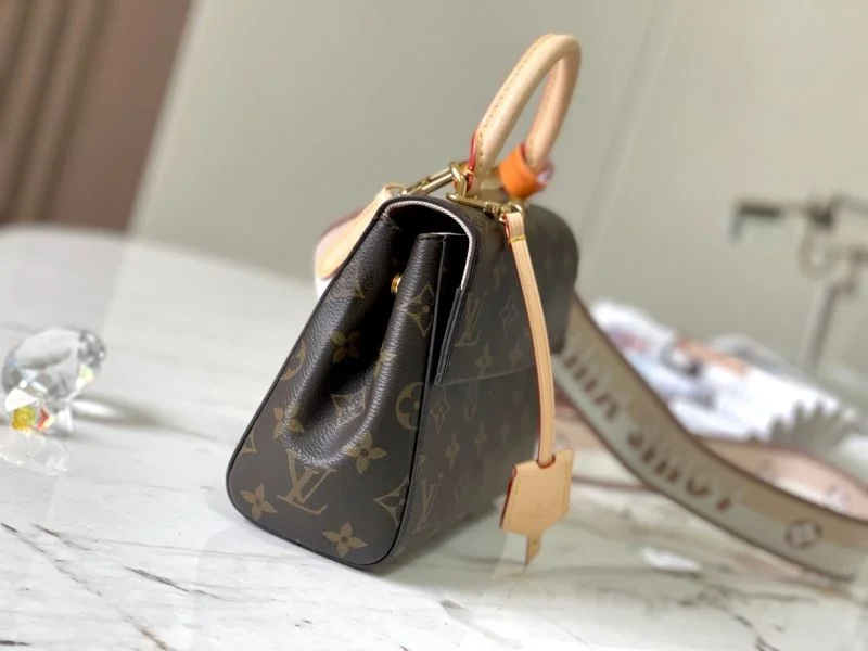 StreetReady Louis Vuitton Top Handle Bags 39346