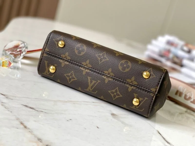 StreetReady Louis Vuitton Top Handle Bags 39346