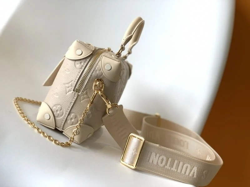 Refined Louis Vuitton Top Handle Bags 39121