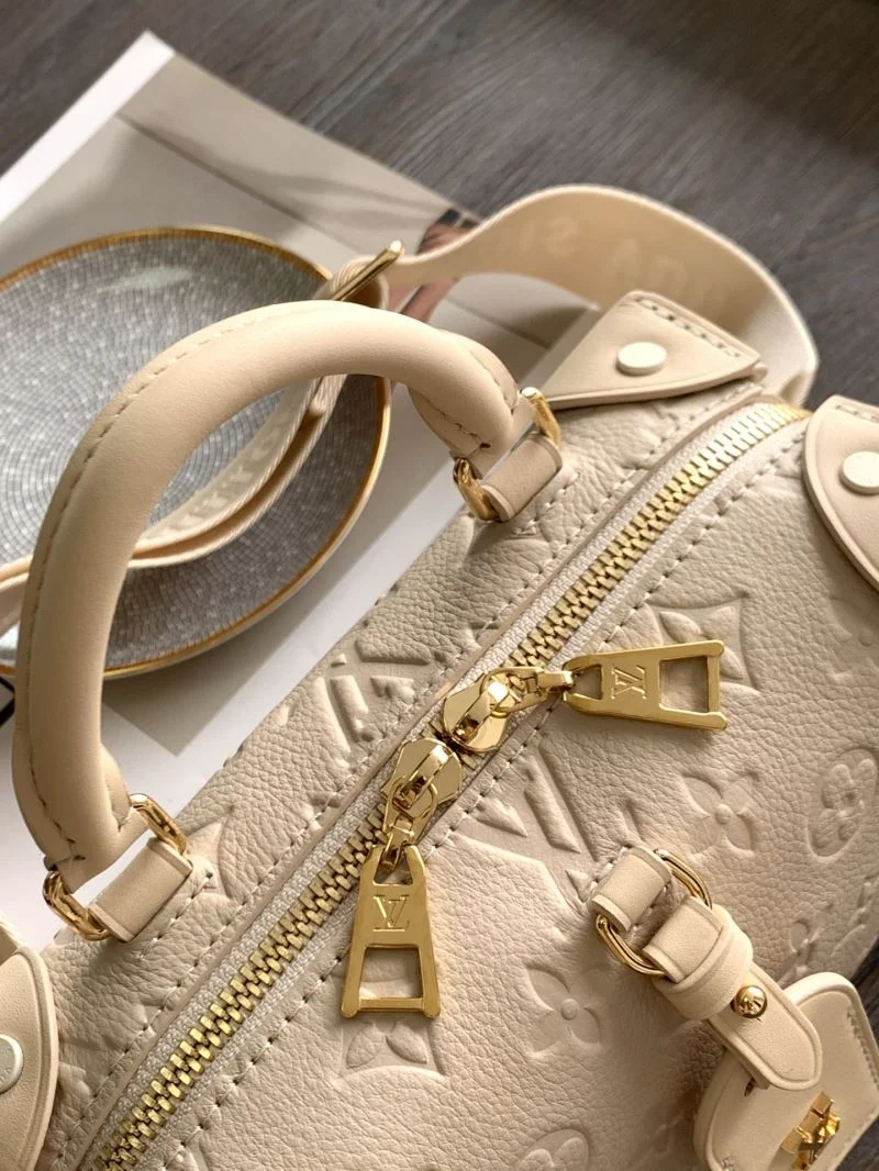 Refined Louis Vuitton Top Handle Bags 39121