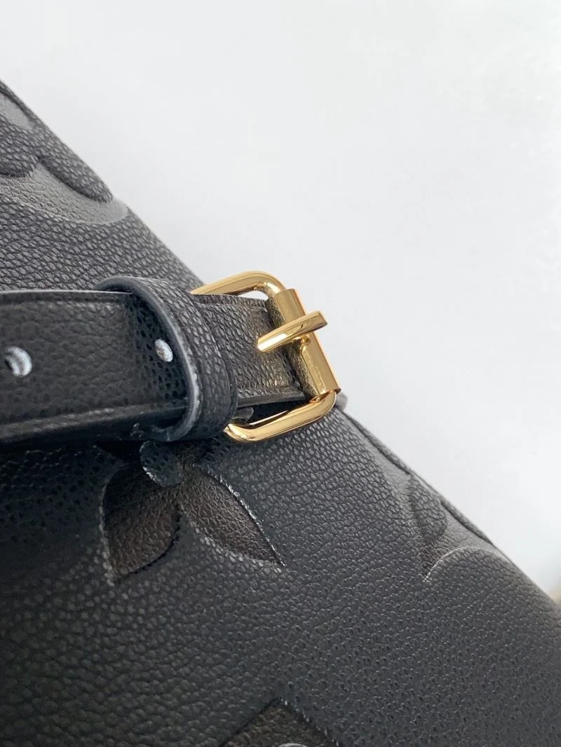 Louis Vuitton Top Handle Bags WellDesigned 39100