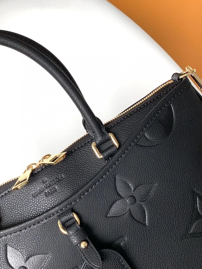 Louis Vuitton Top Handle Bags WellDesigned 39100