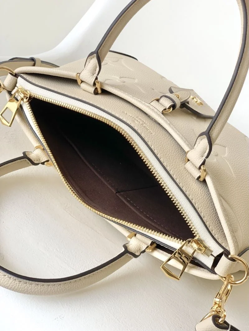 Louis Vuitton Top Handle Bags WaterResistant 39140