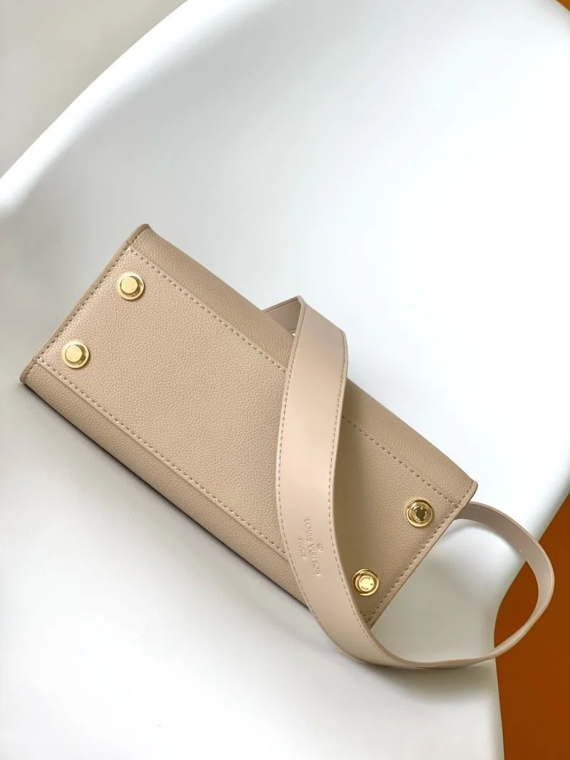 Breathable Louis Vuitton Top Handle Bags 39093