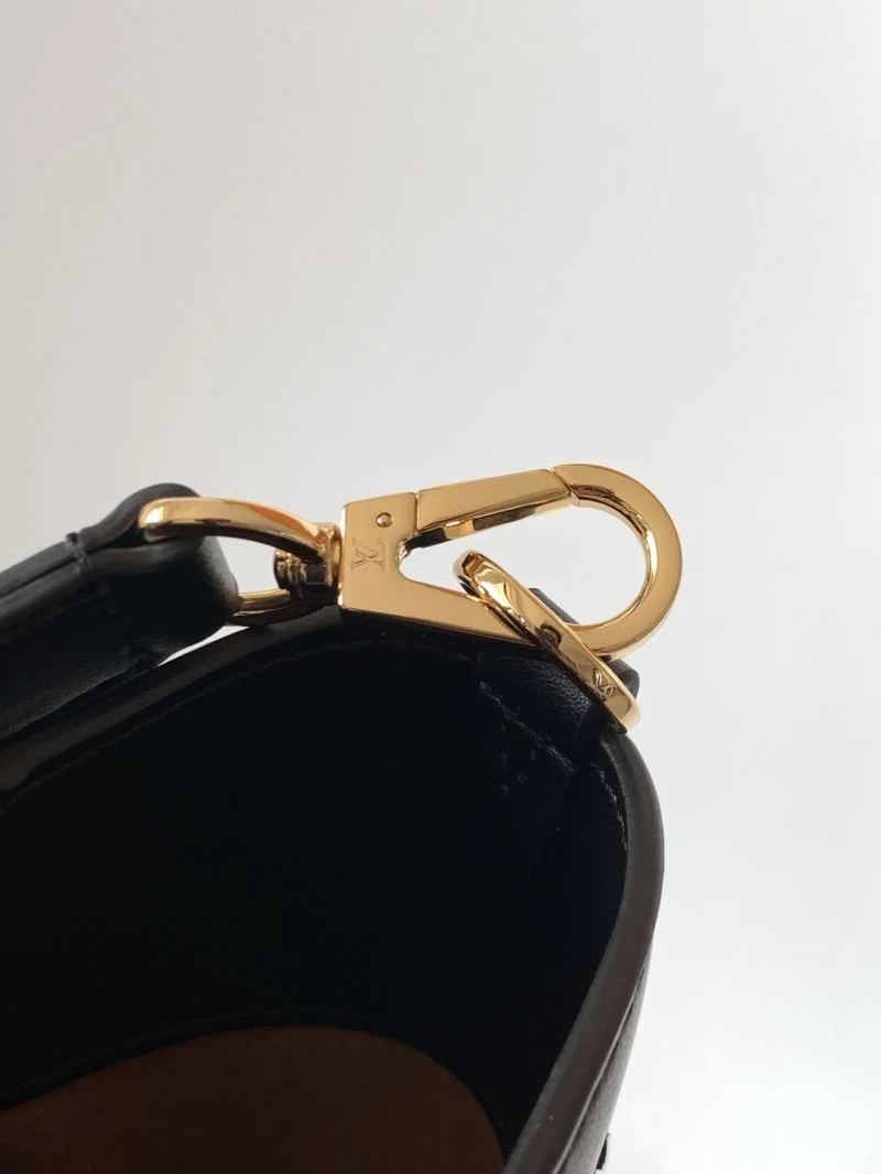 Louis Vuitton Top Handle Bags WeatherProof 39109